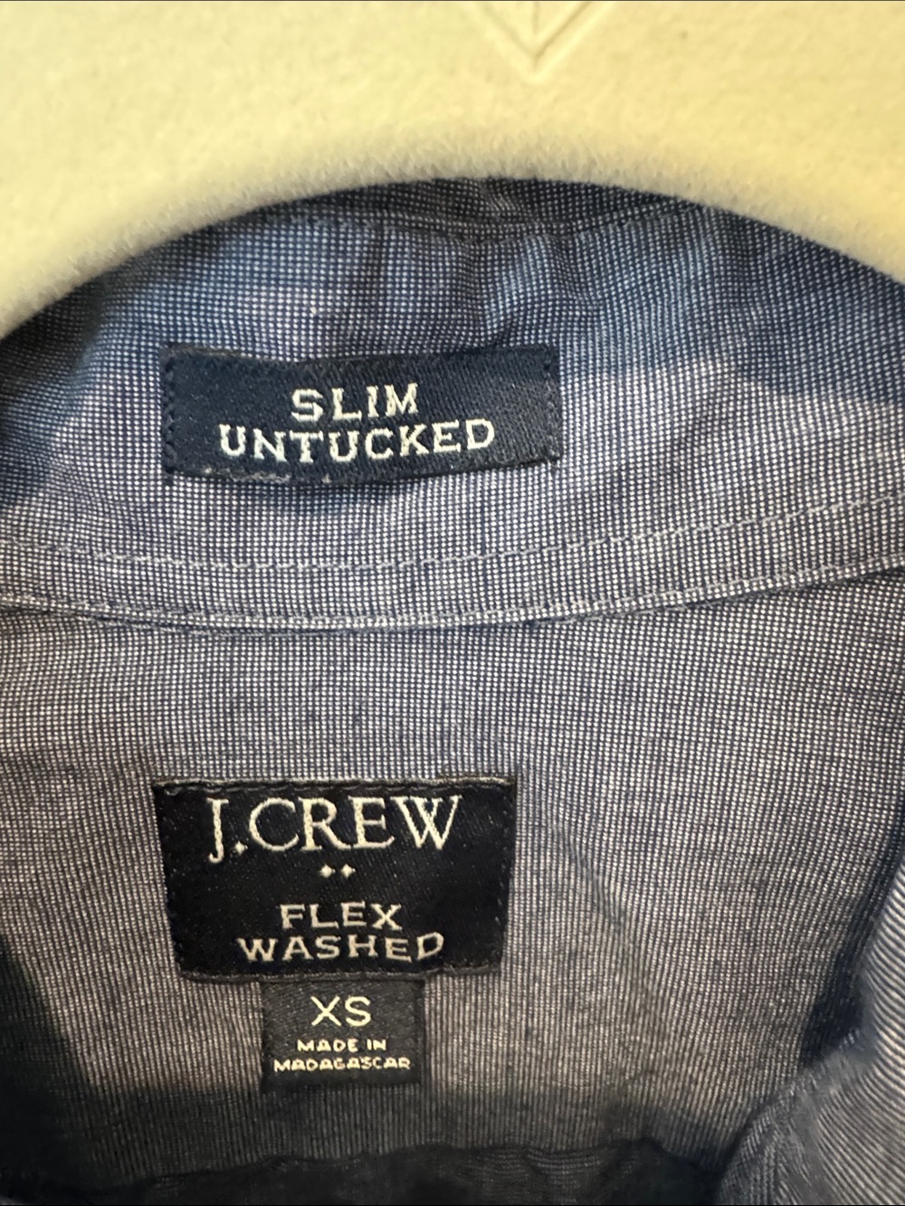 J. Crew Flex Washed Slim Untucked Blue Button-Down Chambray Shirt - Picture 2 of 2